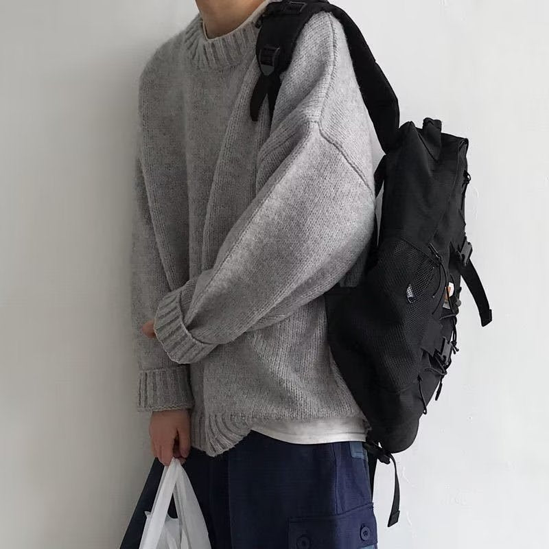 Round Neck Loose Knitted Sweater