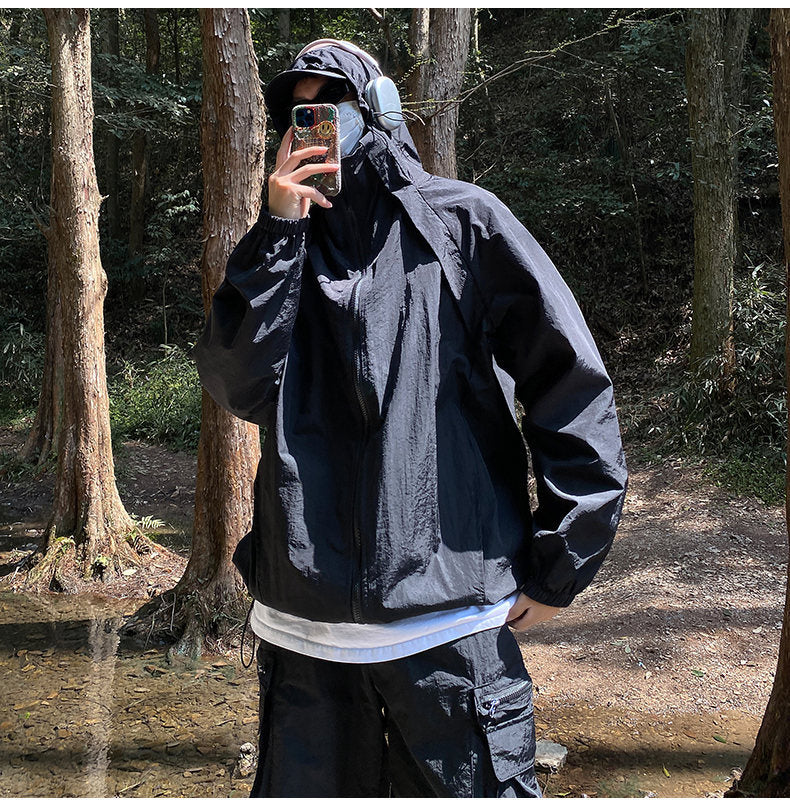 Lightweight Sporty Hooded Jacket