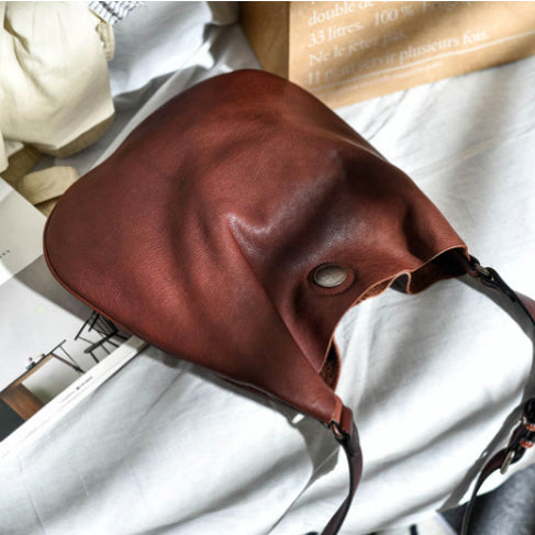 High QualityGenuine Leather One Shoulder Bag