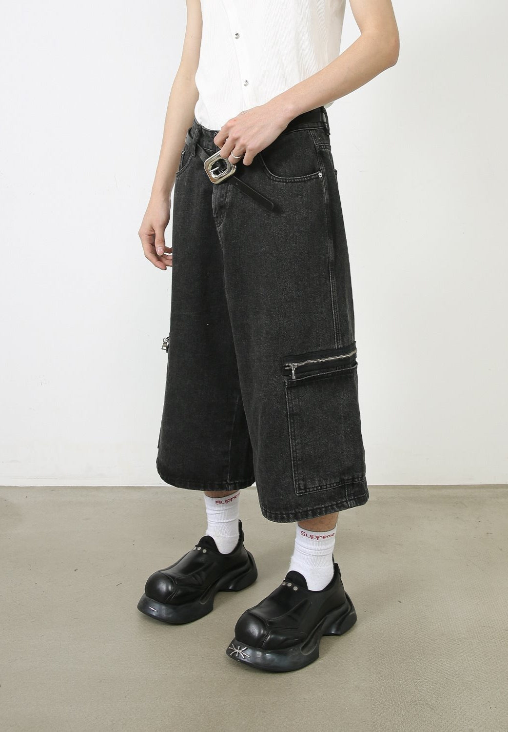 Loose Street Cargo Denim Shorts